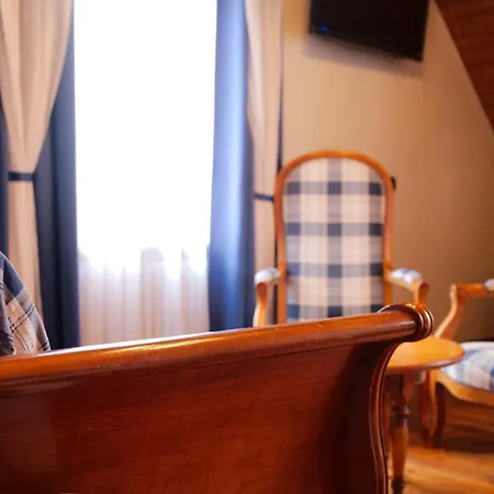 Kapuzinergarten Panoramahotel 酒店 莱茵河畔的布赖萨赫