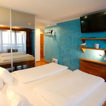 Kapuzinergarten Panoramahotel 3* 莱茵河畔的布赖萨赫