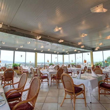 Kapuzinergarten Panoramahotel 3* Breisach